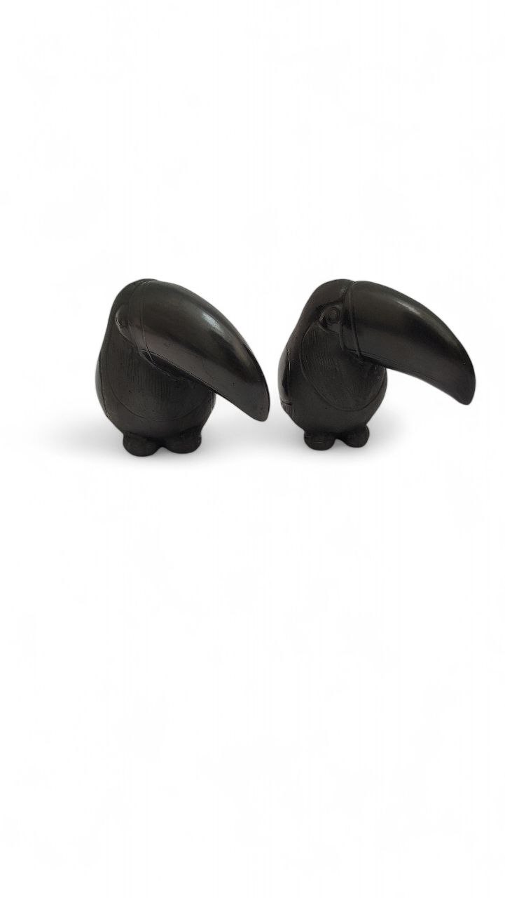 PAR DE FIGURAS DE TUCANES CH 7CM, BARRO NEGRO (1)