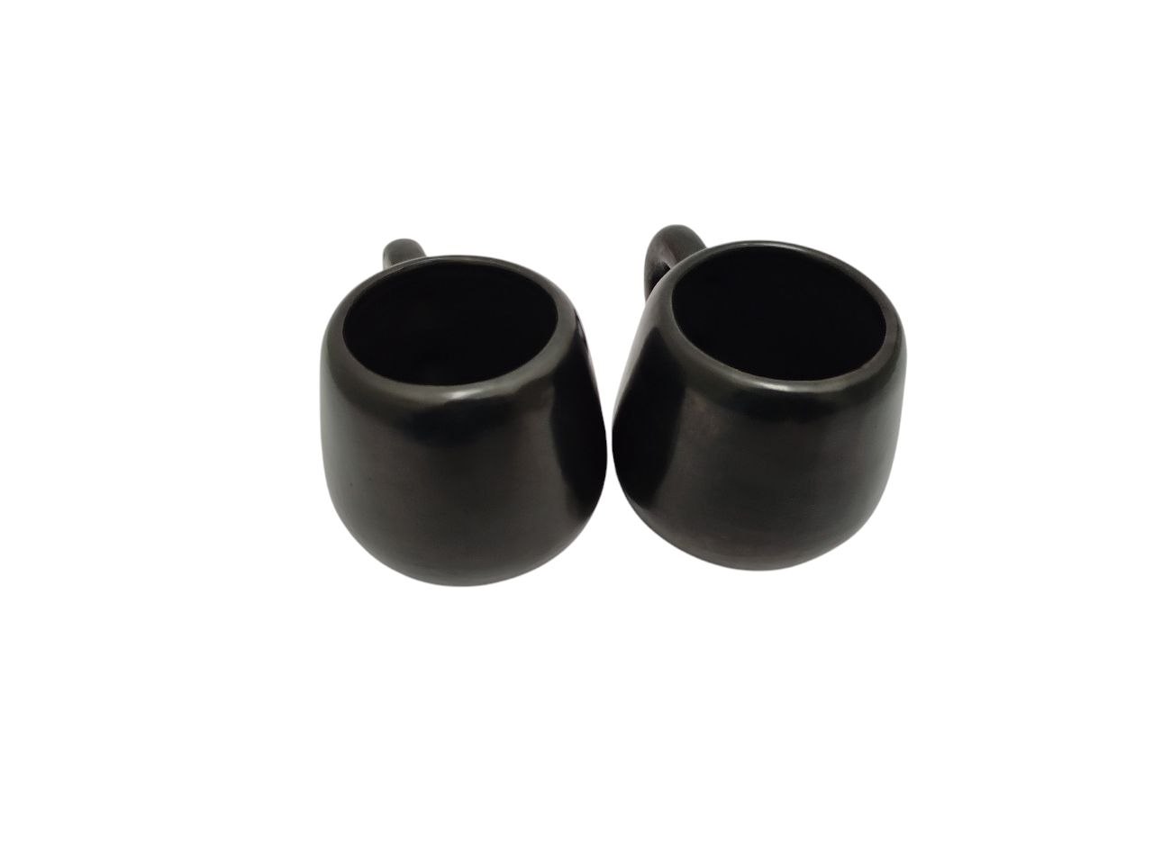 PAR DE TAZAS DE BARRO NEGRO, ARTESANALES (8 CM) - Imagen 4