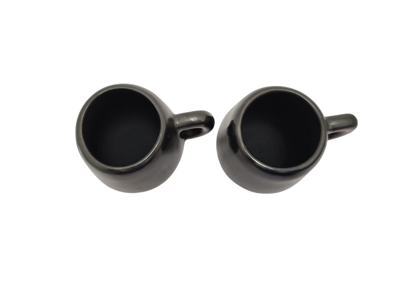 PAR DE TAZAS DE BARRO NEGRO, ARTESANALES (8 CM) - Imagen 3